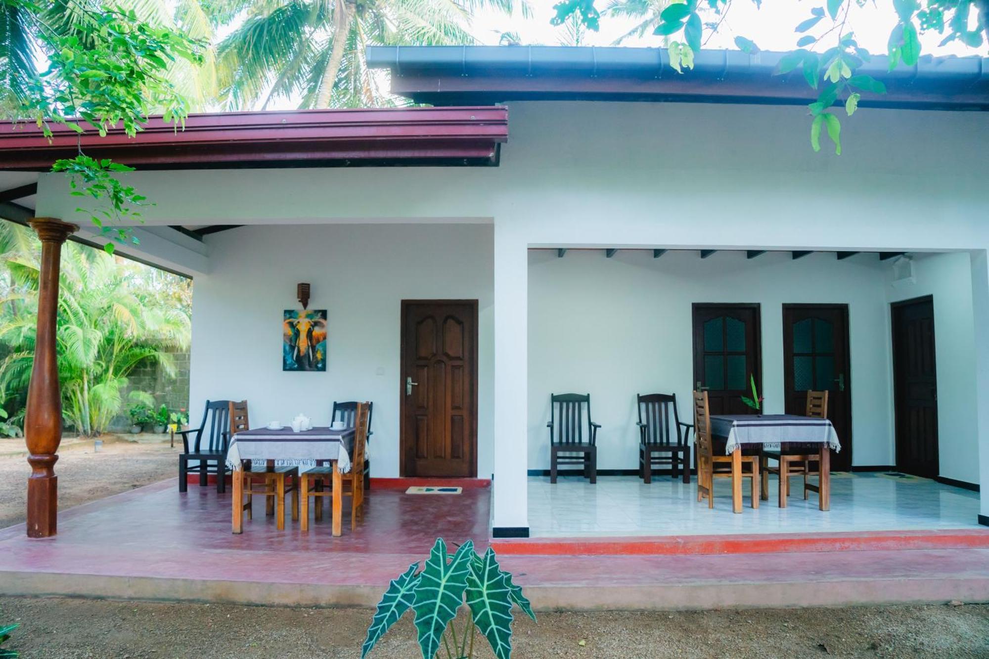 Aliya Aliya Hikkaduwa Exterior foto